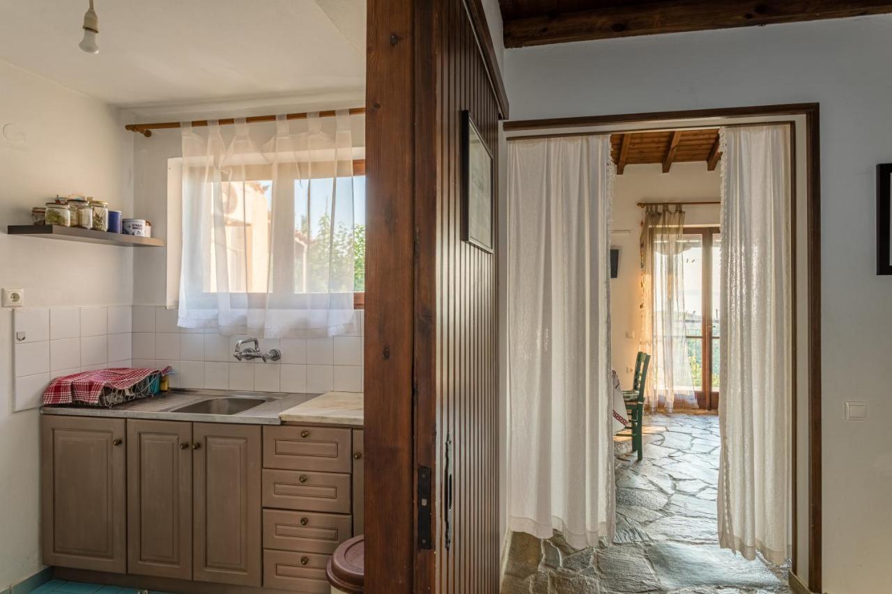 Penelope Apartments Stoupa Bagian luar foto